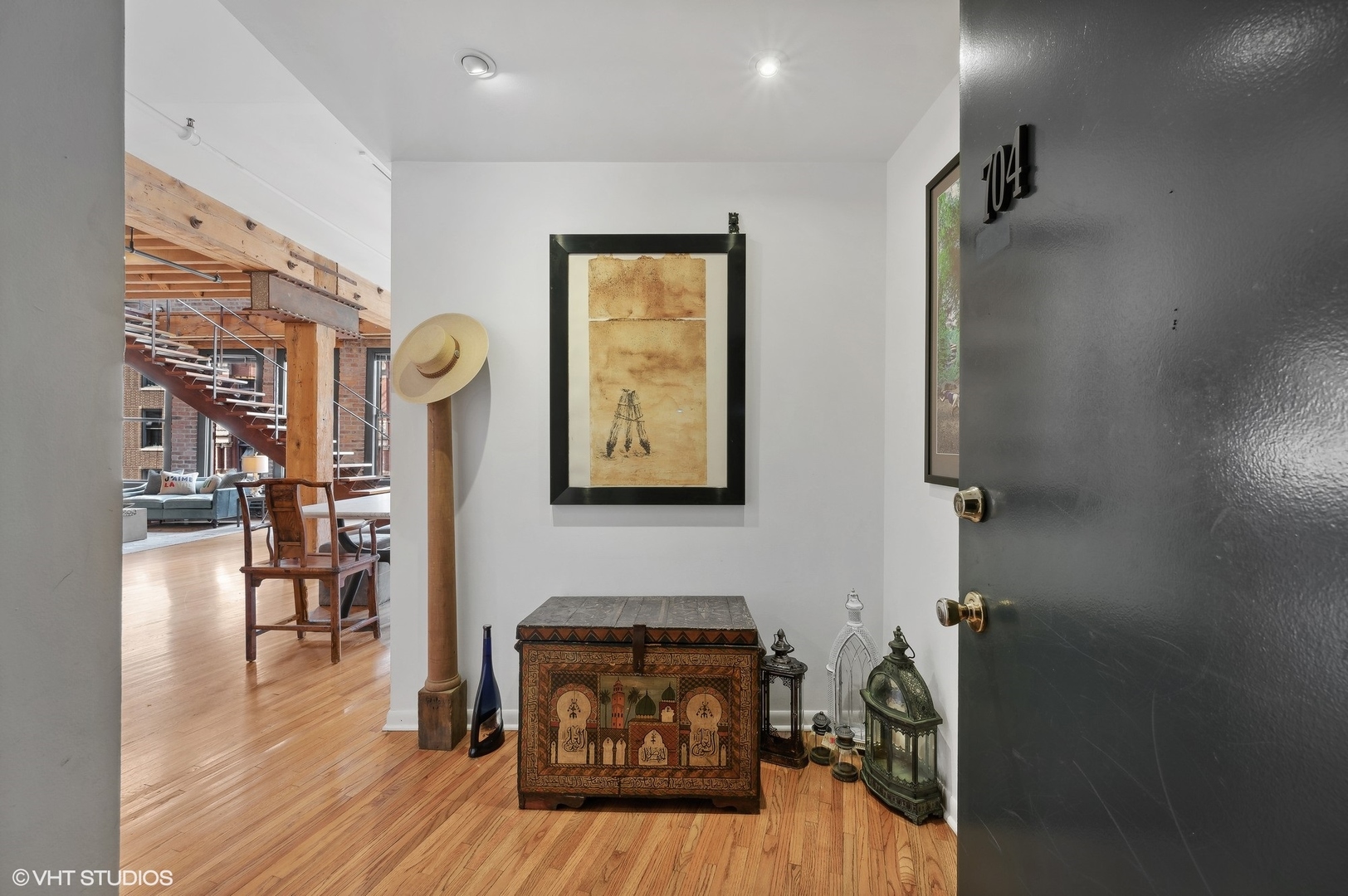 711 S Dearborn Street Unit: 704