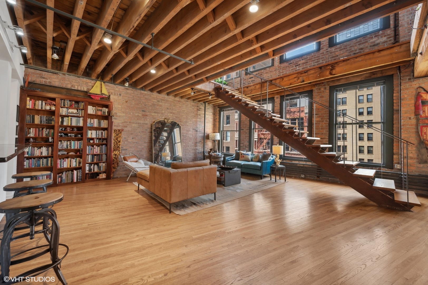 711 S Dearborn Street Unit: 704