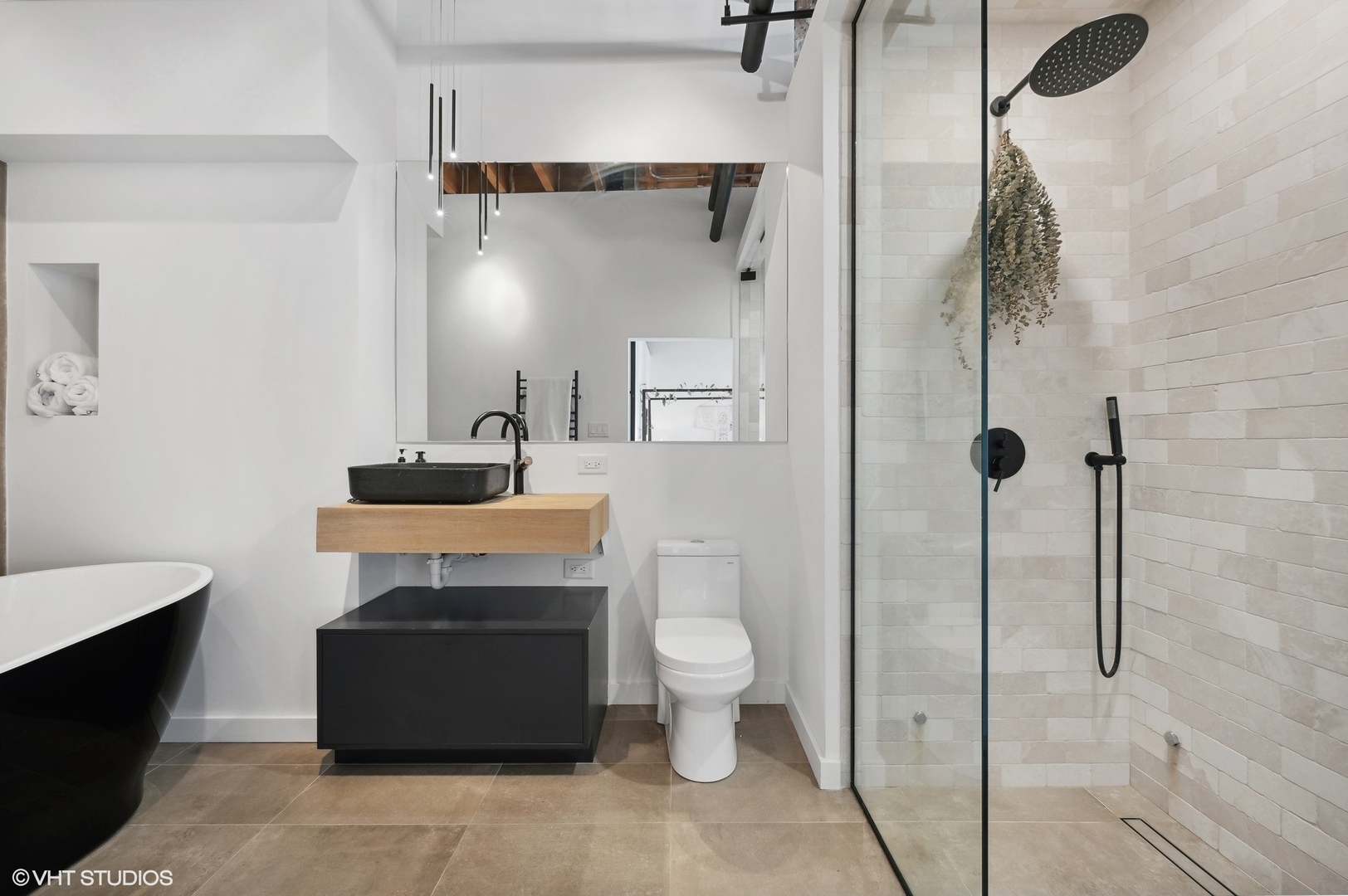 711 S Dearborn Street Unit: 704