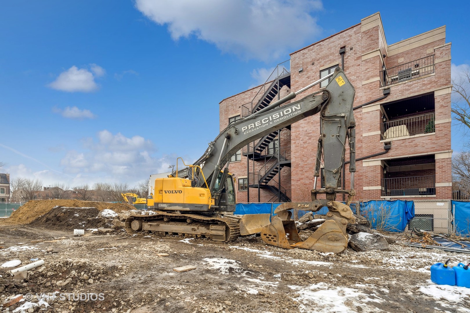 1236 W Melrose Street