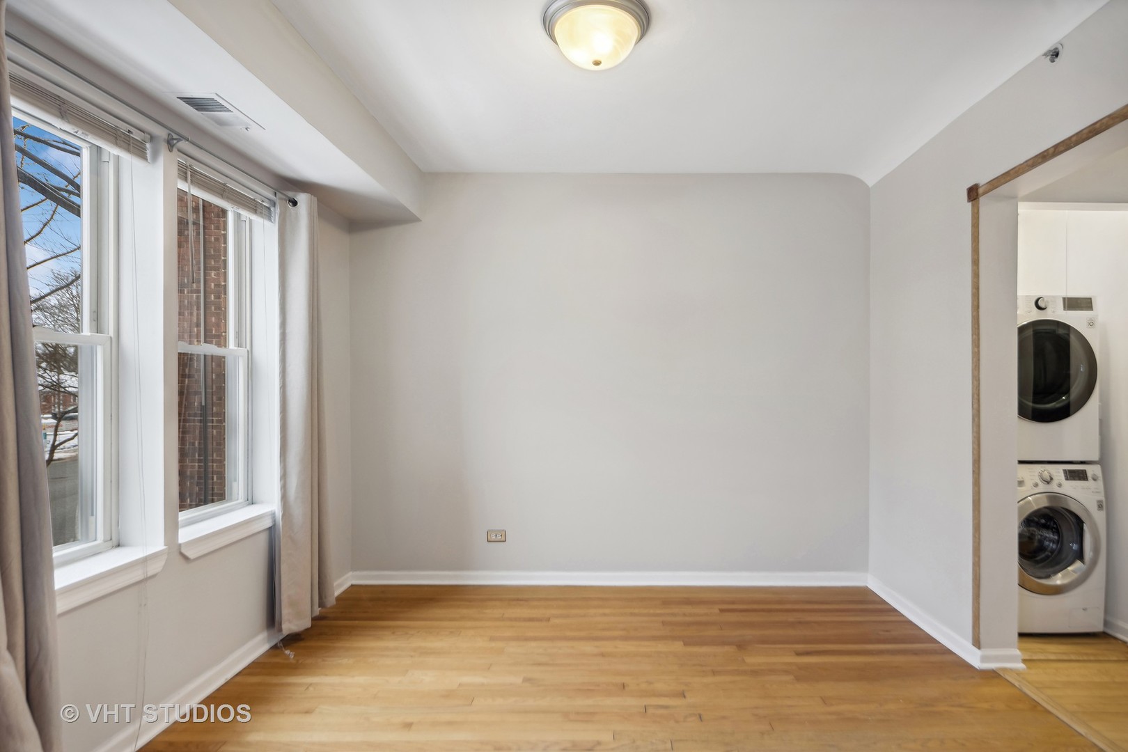 600 N La Grange Road Unit: B1