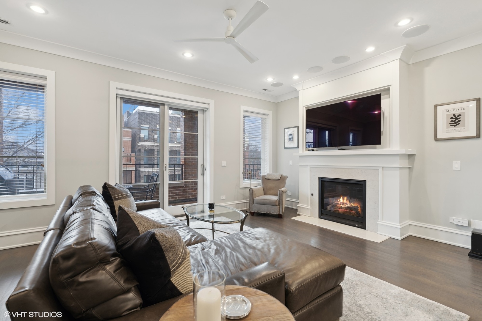 1320 W Wrightwood Avenue Unit: 2