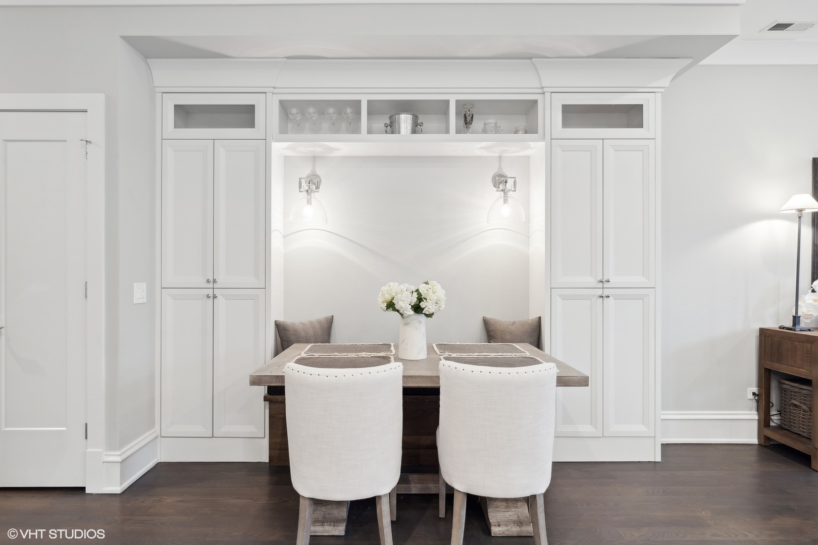 1320 W Wrightwood Avenue Unit: 2