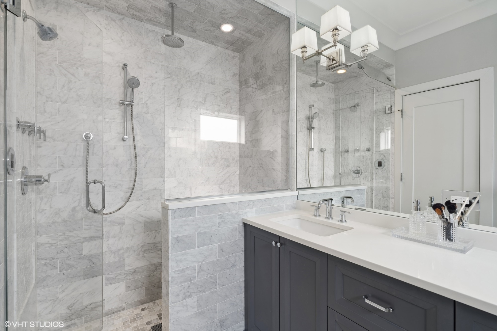 1320 W Wrightwood Avenue Unit: 2