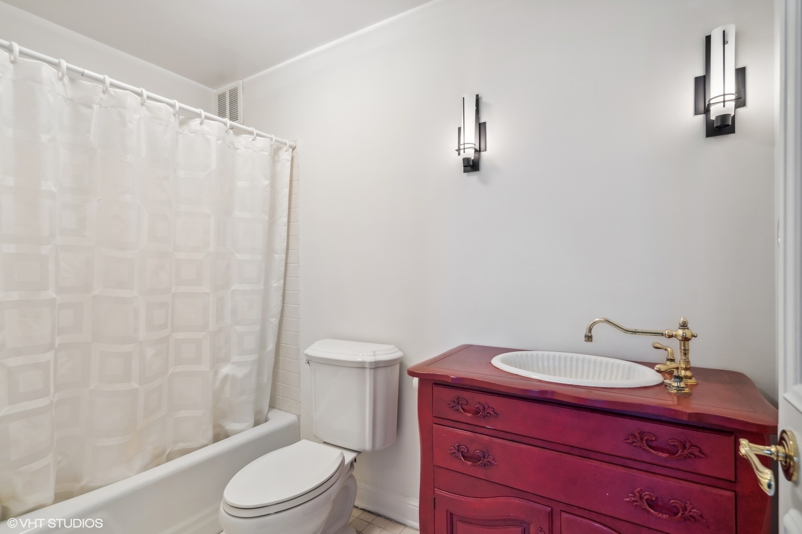 1040 N Lake Shore Drive Unit: 30A