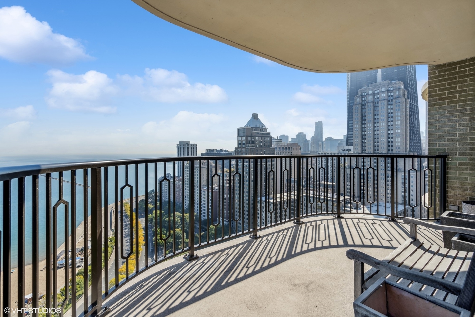 1040 N Lake Shore Drive Unit: 30A