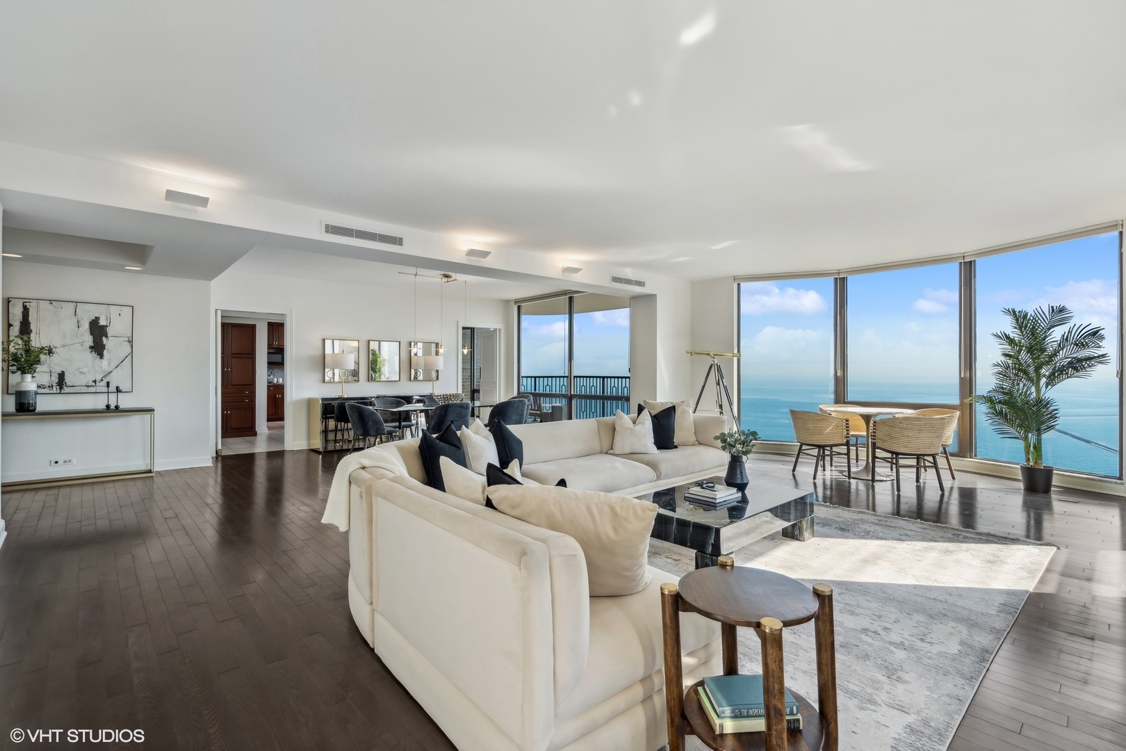 1040 N Lake Shore Drive Unit: 30A