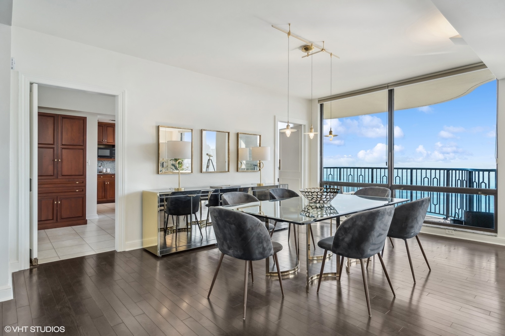 1040 N Lake Shore Drive Unit: 30A