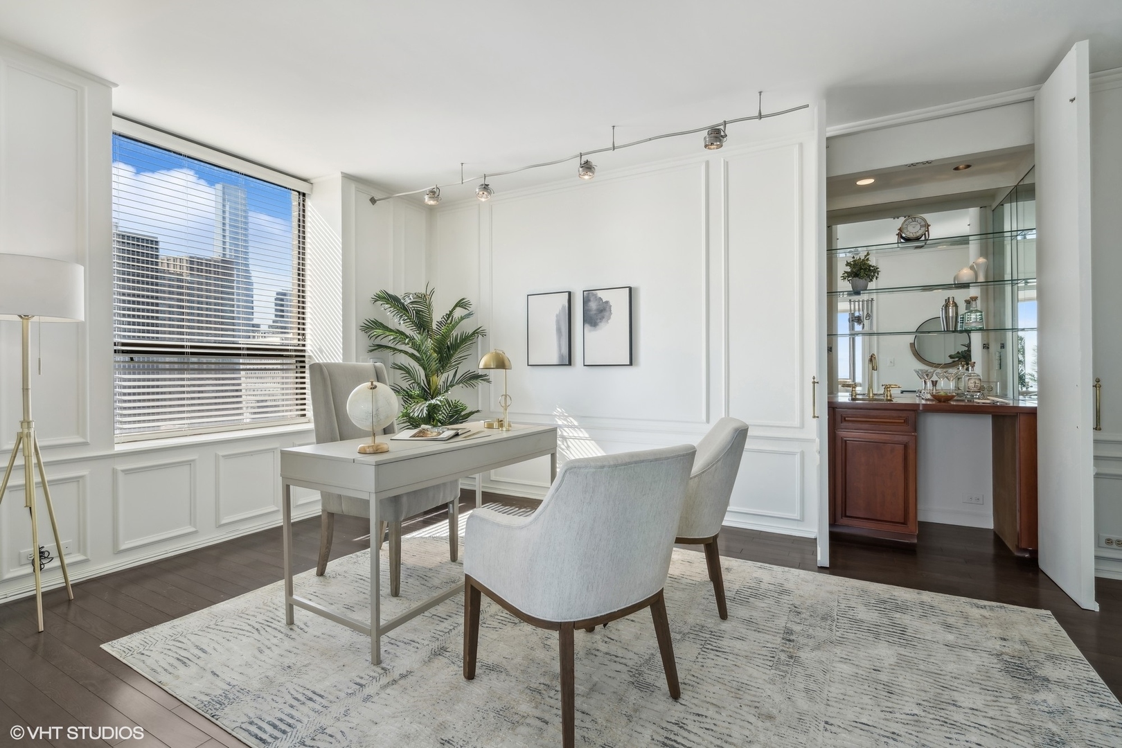 1040 N Lake Shore Drive Unit: 30A
