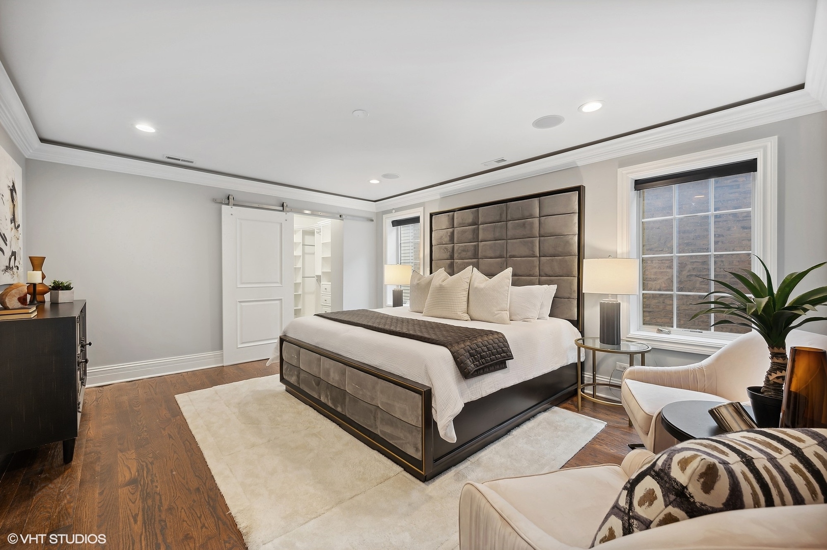 2343 N Bosworth Avenue