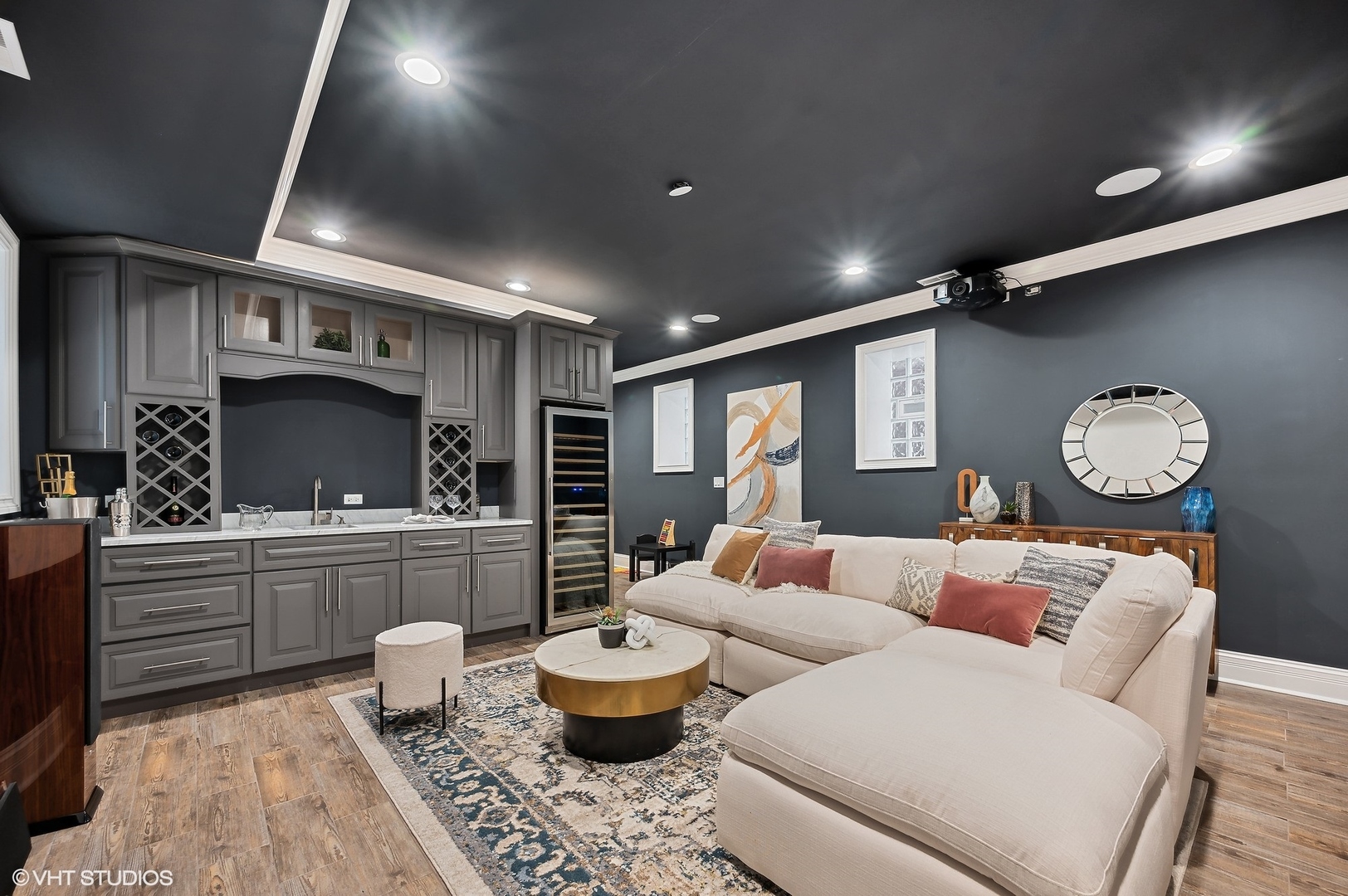 2343 N Bosworth Avenue