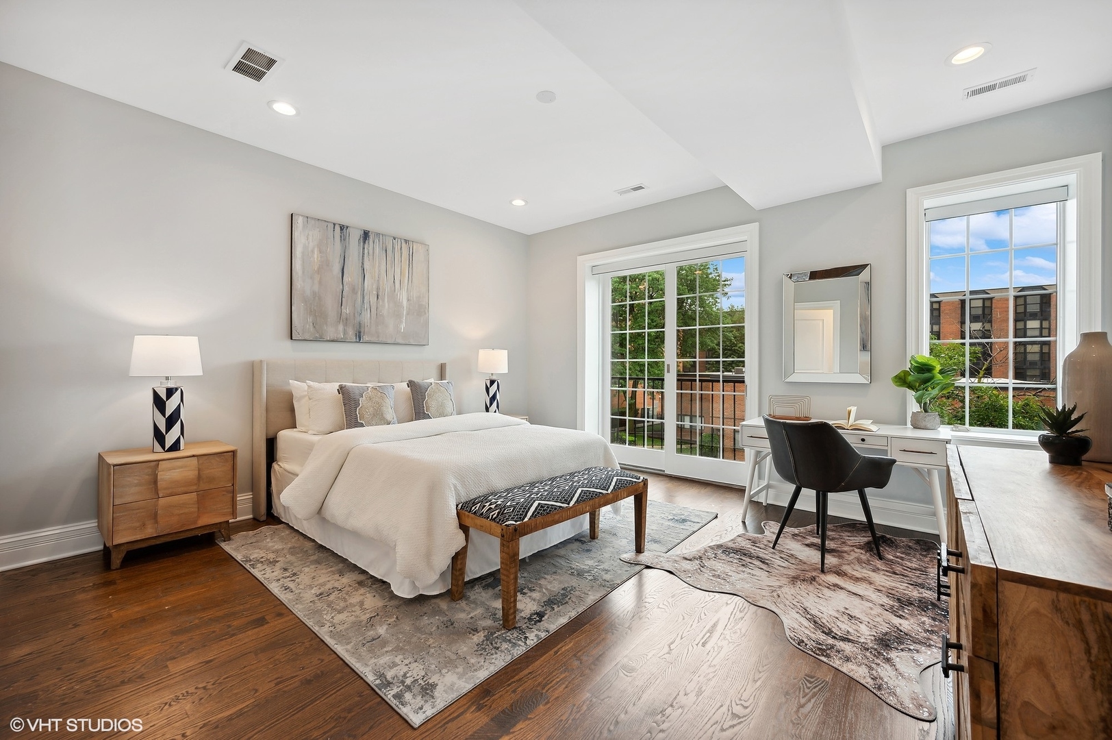 2343 N Bosworth Avenue