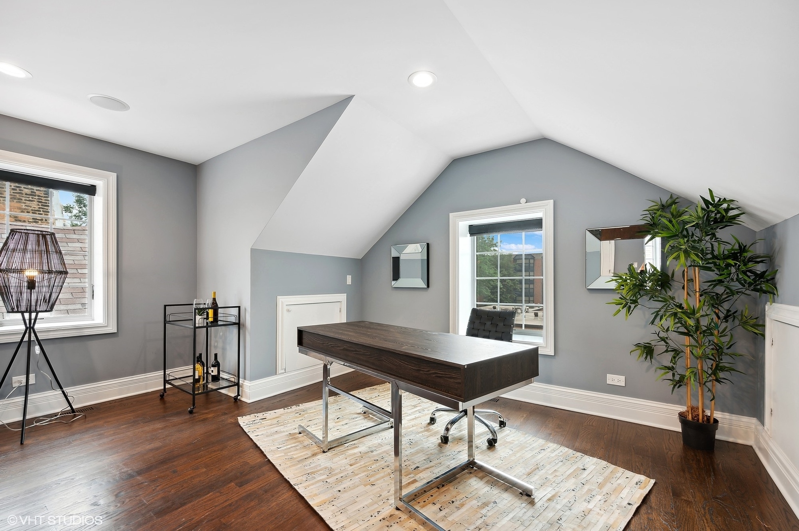 2343 N Bosworth Avenue