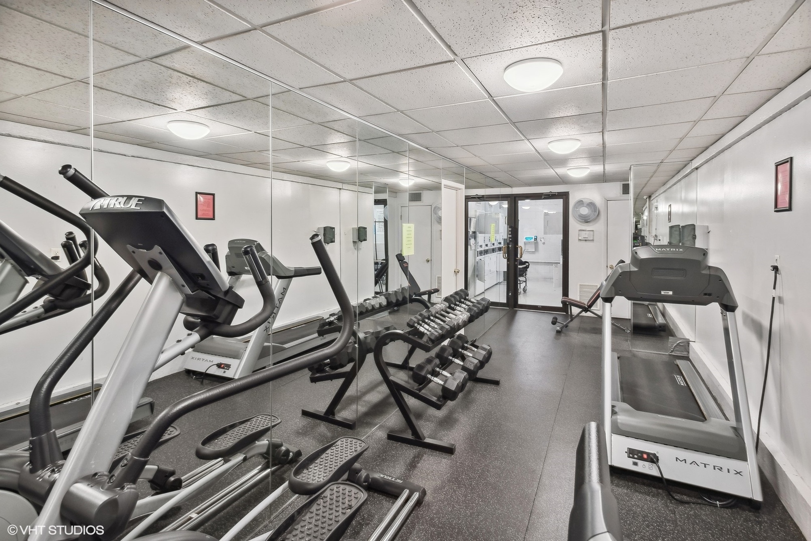 33 E Cedar Street Unit: 4E