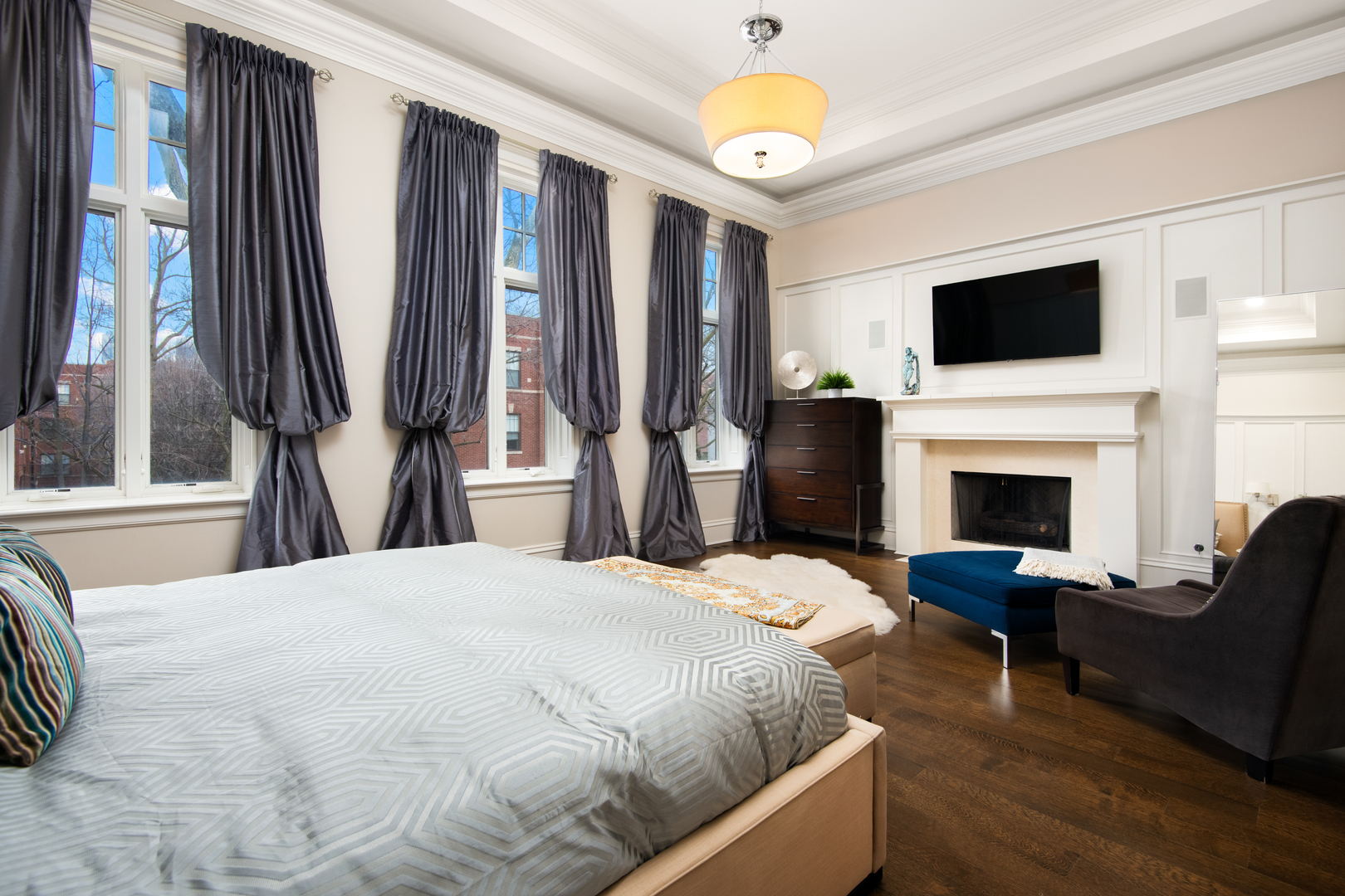 2706 N Mildred Avenue