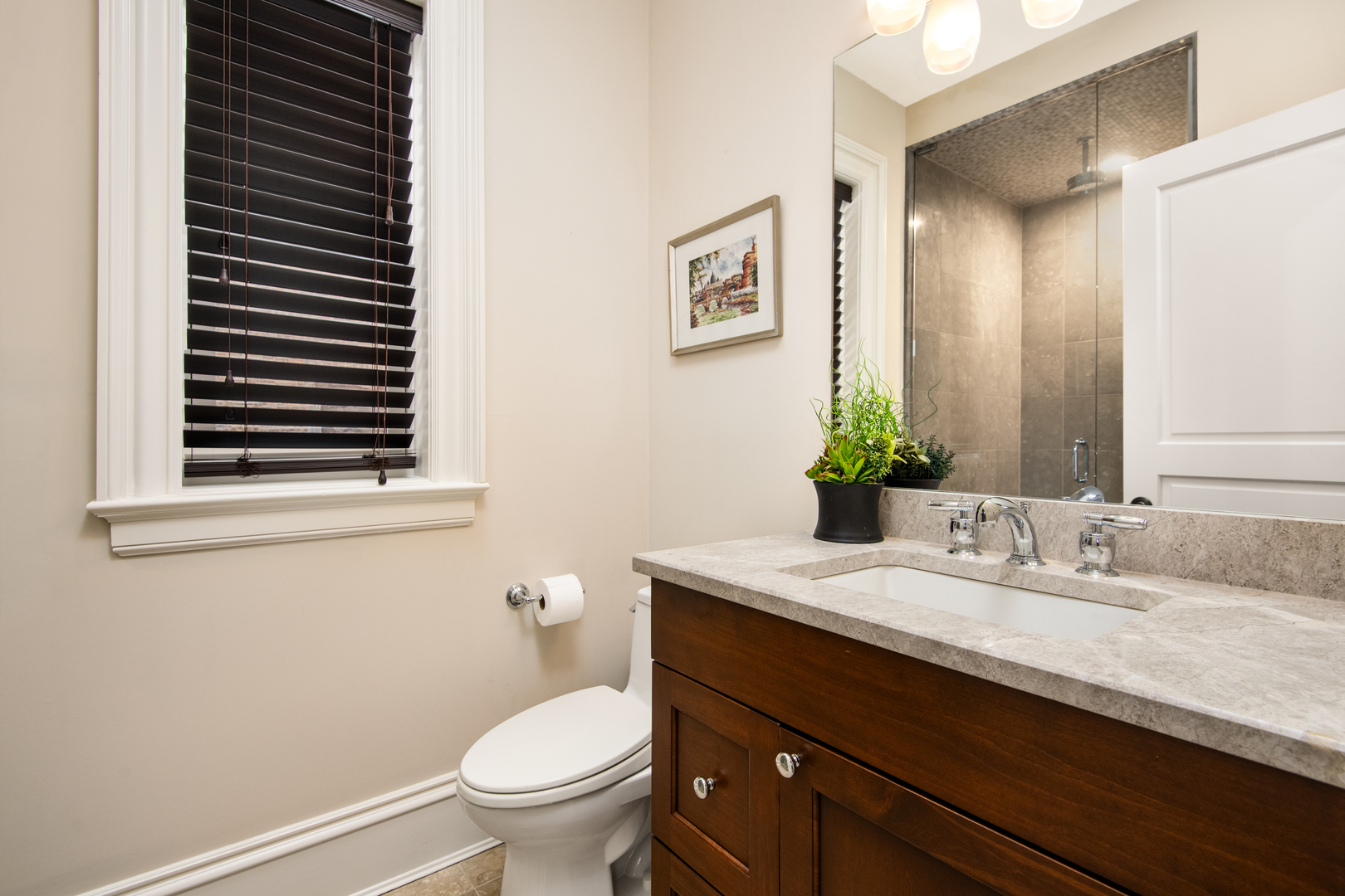 2706 N Mildred Avenue