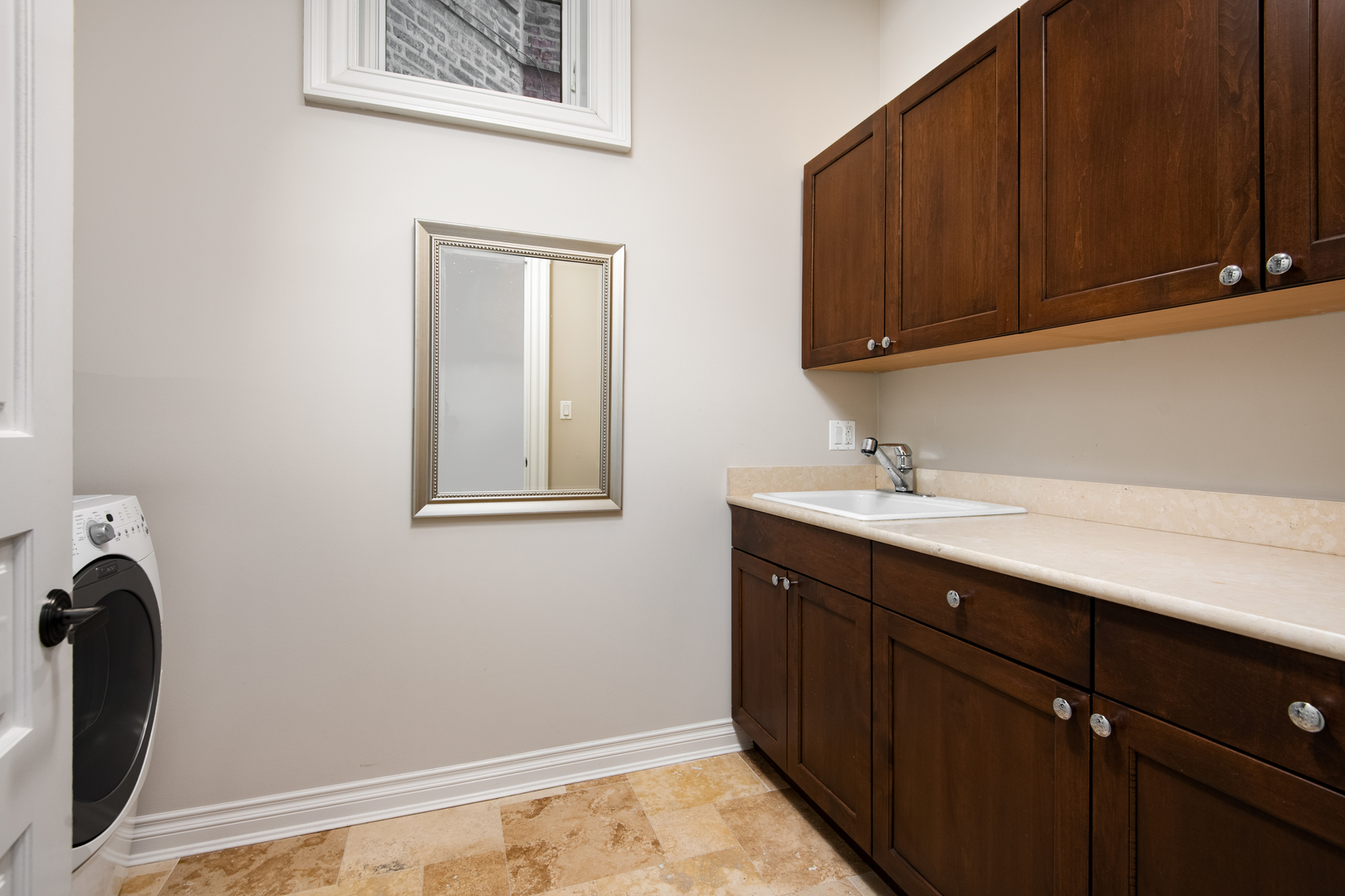 2706 N Mildred Avenue