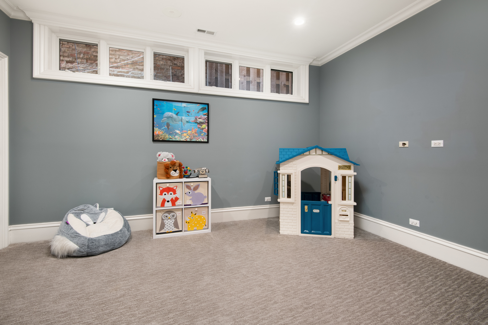 2706 N Mildred Avenue