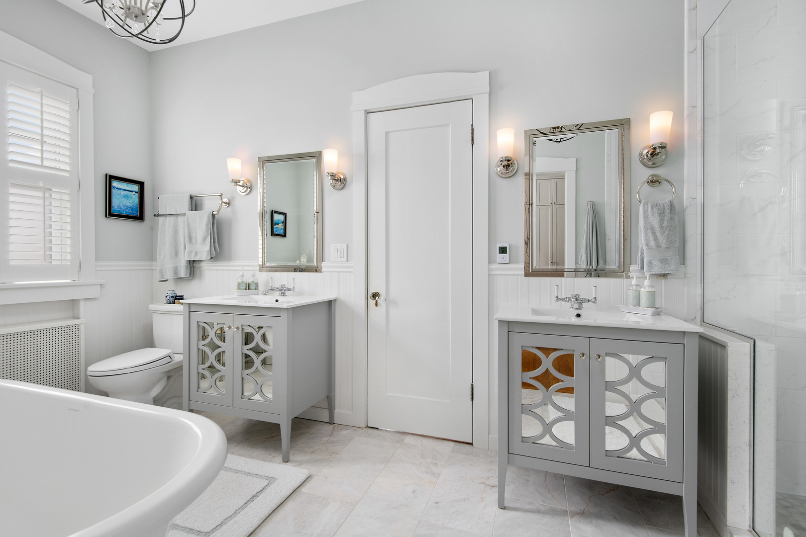 2305 N Commonwealth Avenue Unit: 1S