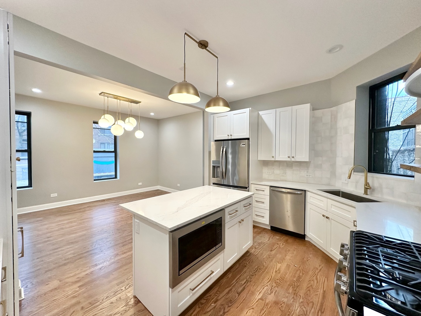 2901 W Logan Boulevard Unit: 1
