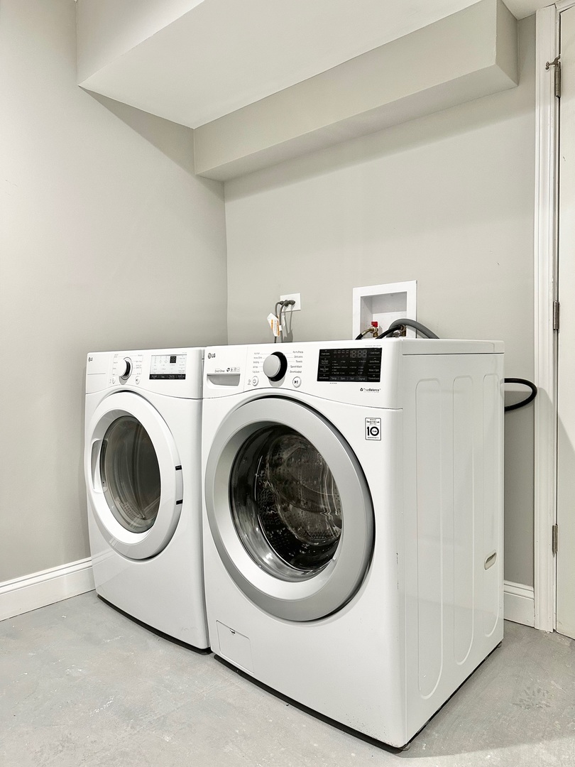 2901 W Logan Boulevard Unit: 1