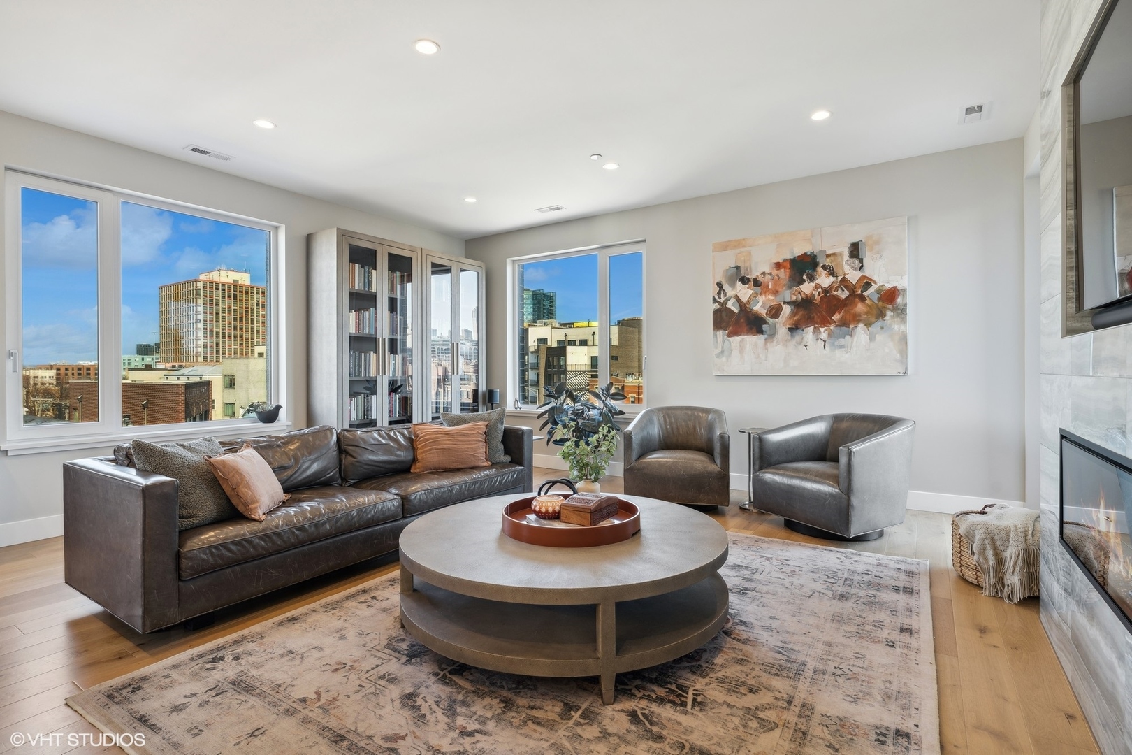 550 N Ogden Avenue Unit: 5N