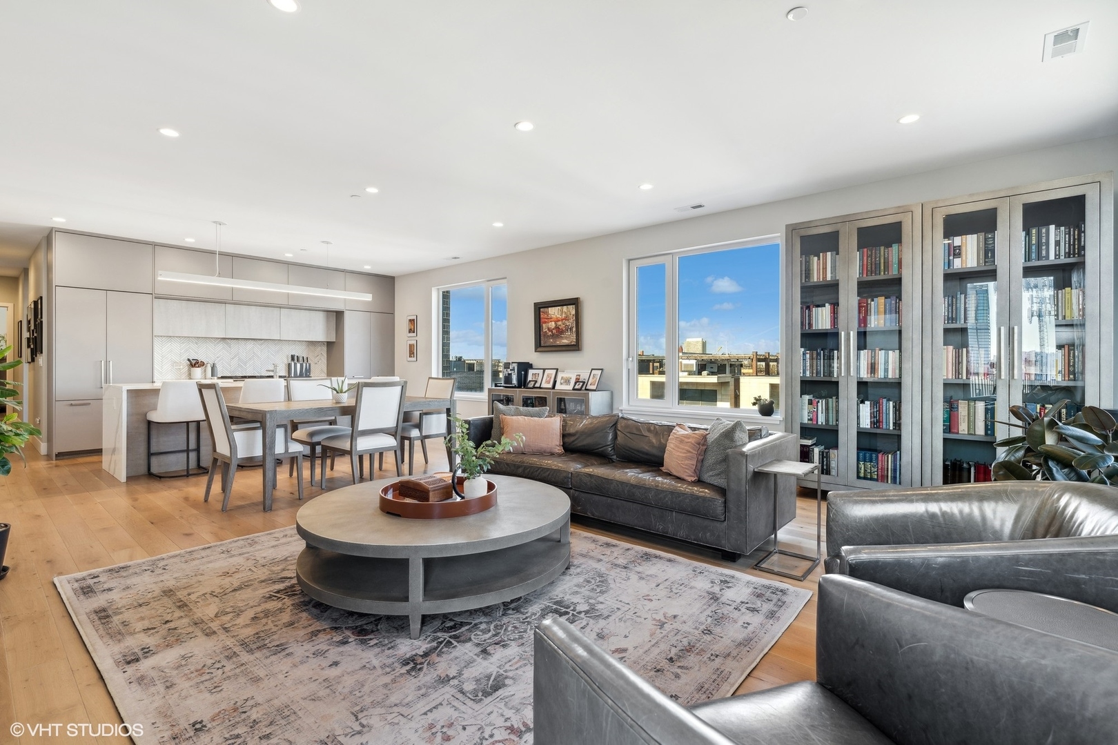 550 N Ogden Avenue Unit: 5N