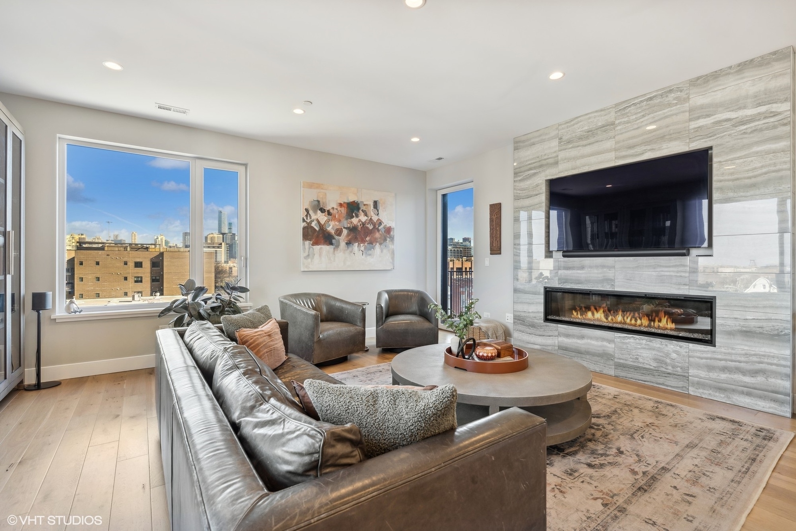 550 N Ogden Avenue Unit: 5N