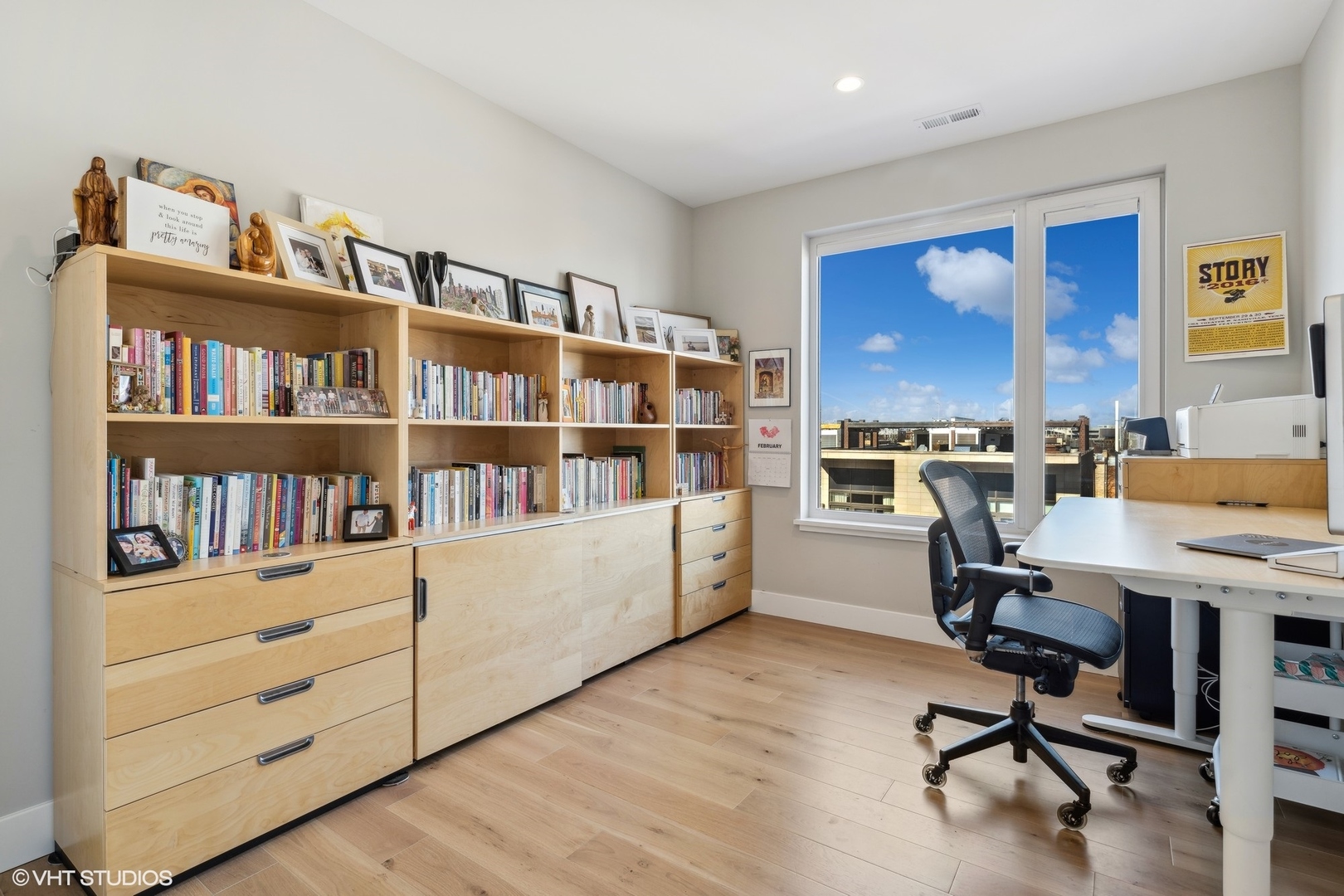 550 N Ogden Avenue Unit: 5N