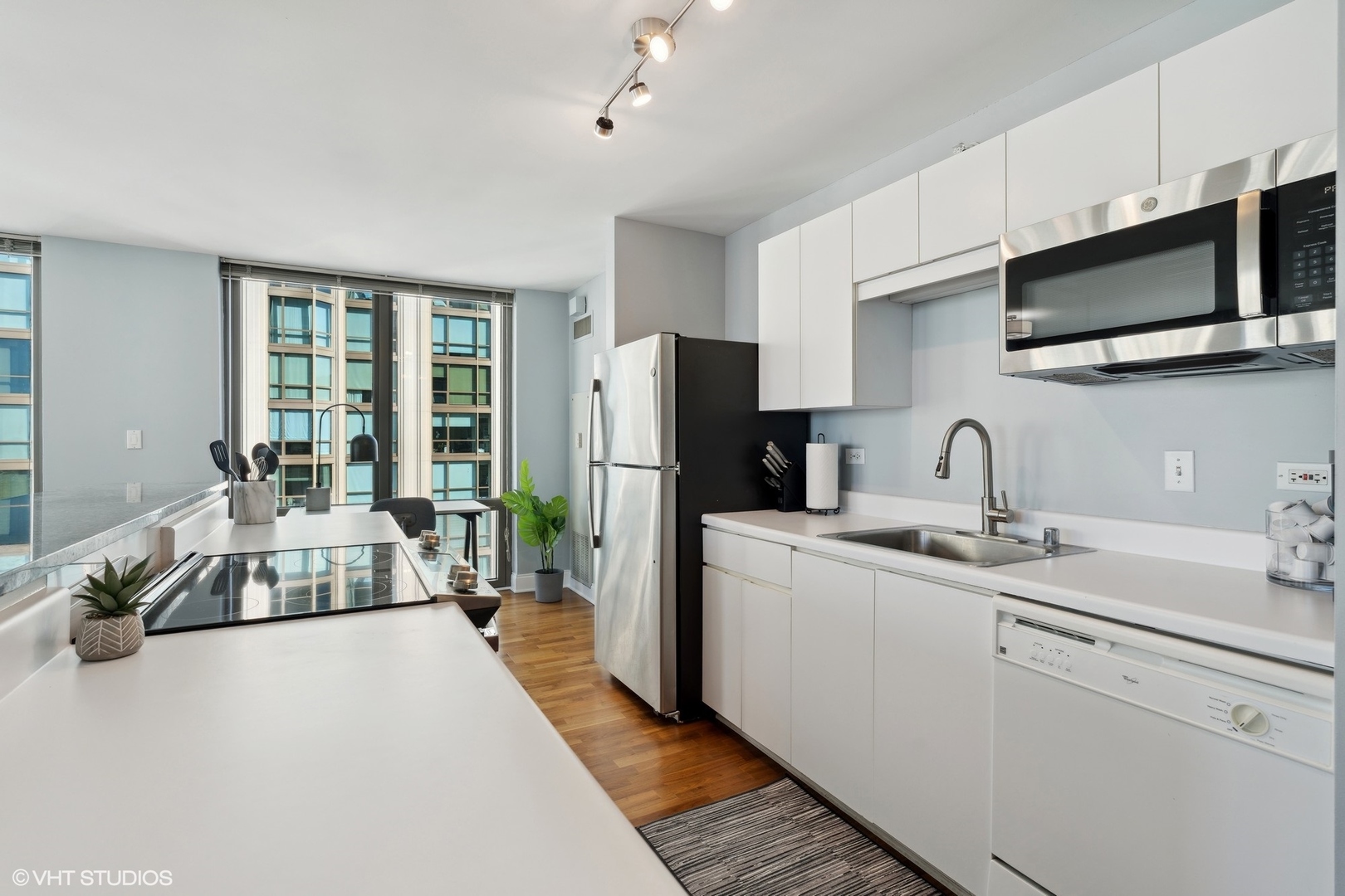 2 E Erie Street Unit: 3412