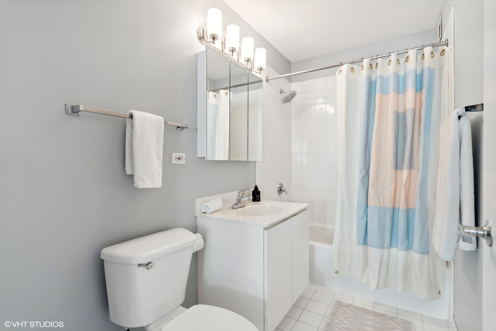 2 E Erie Street Unit: 3412