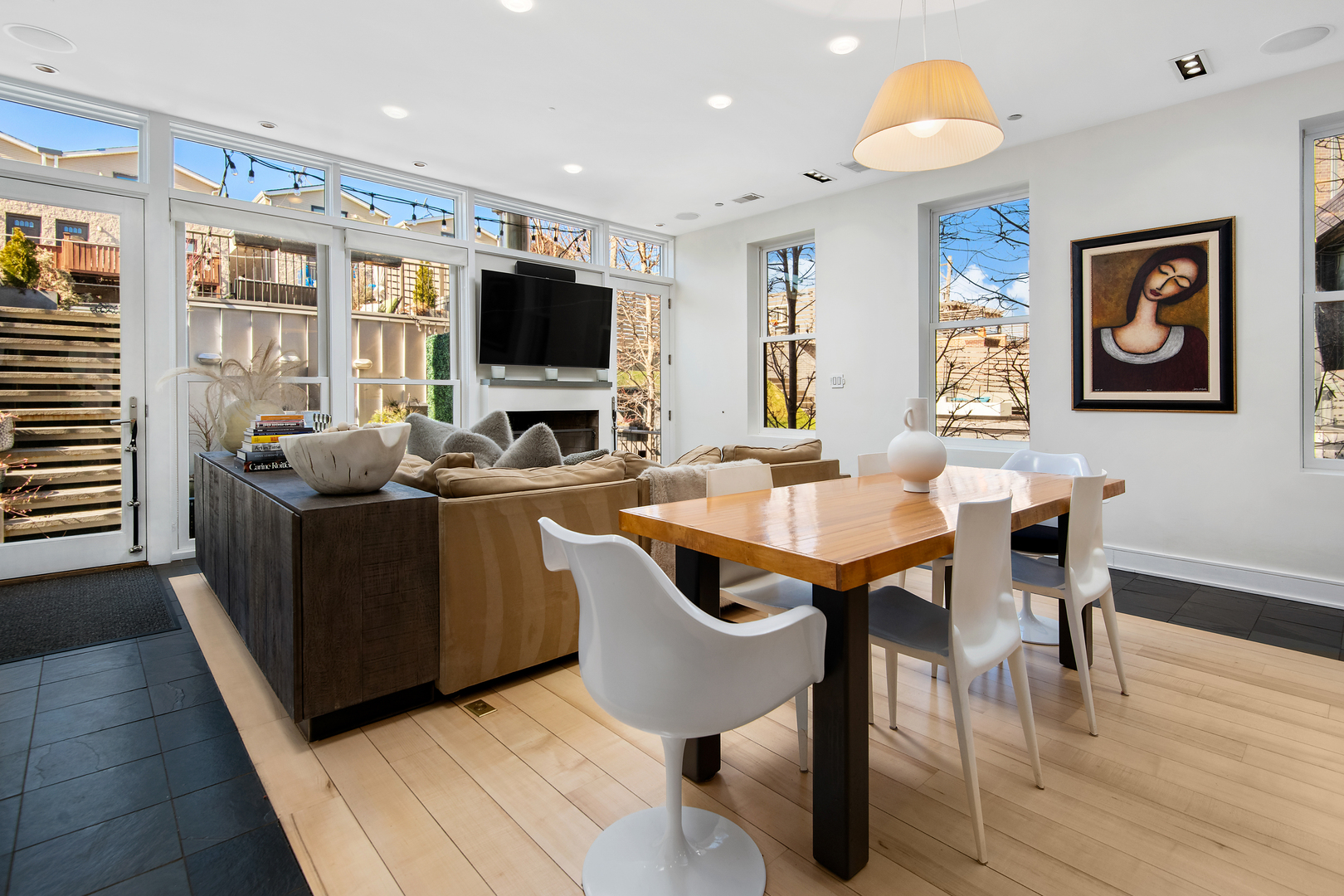 1708 N Mohawk Street