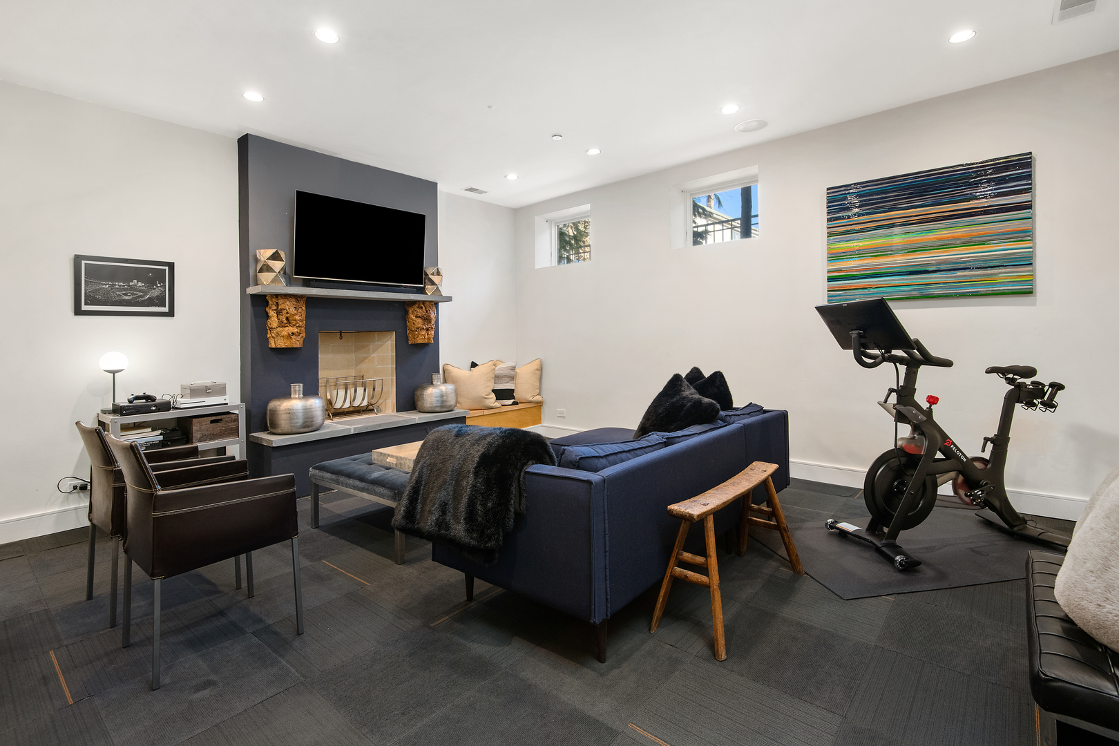 1708 N Mohawk Street