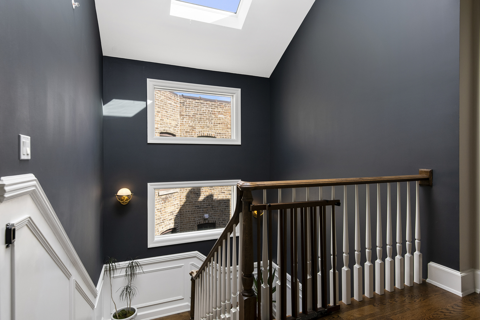 3649 N Paulina Street