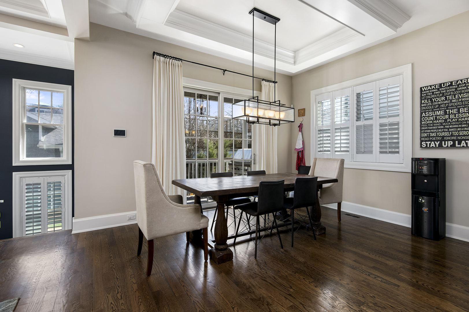 3649 N Paulina Street