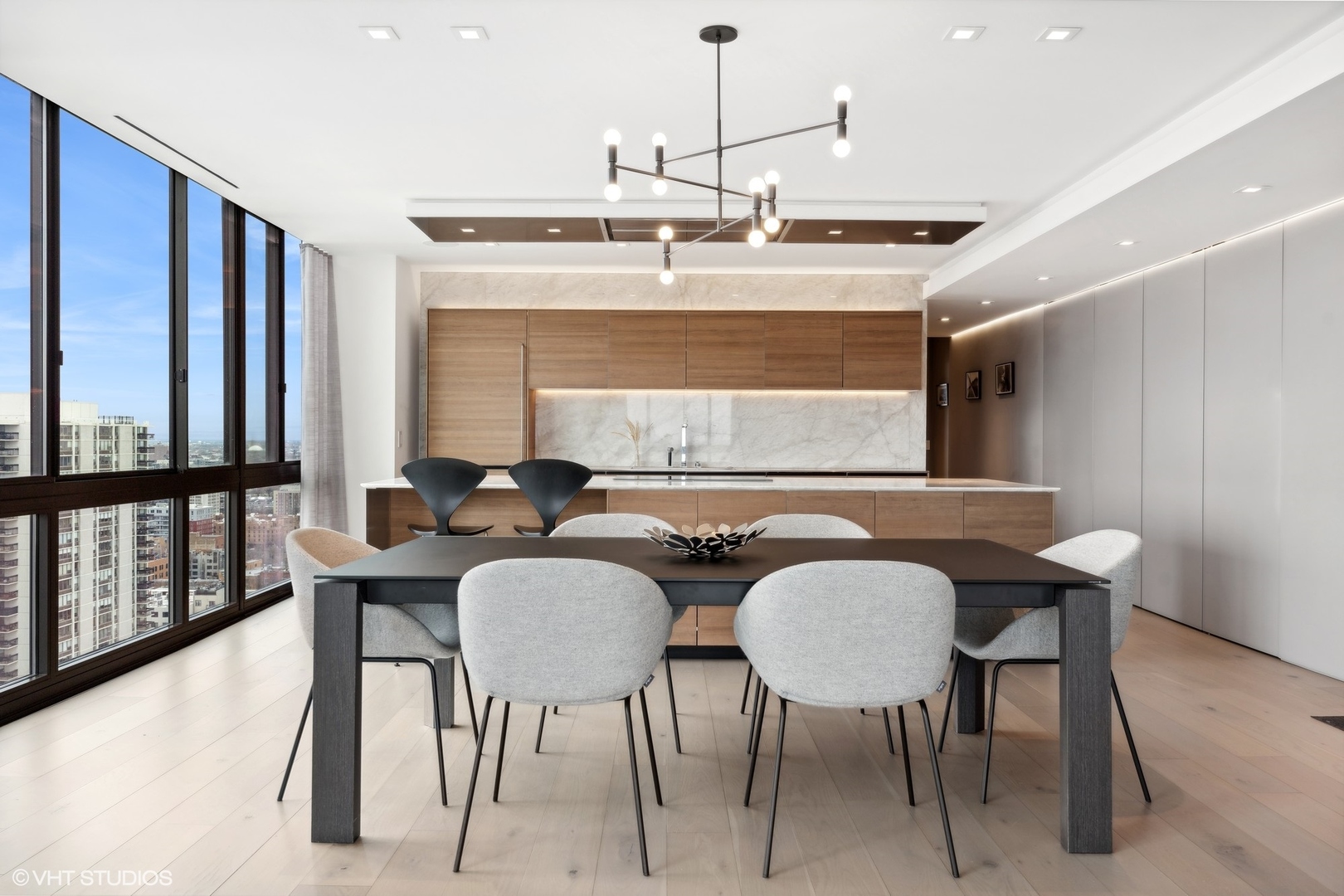 1530 N Dearborn Parkway Unit: 26S