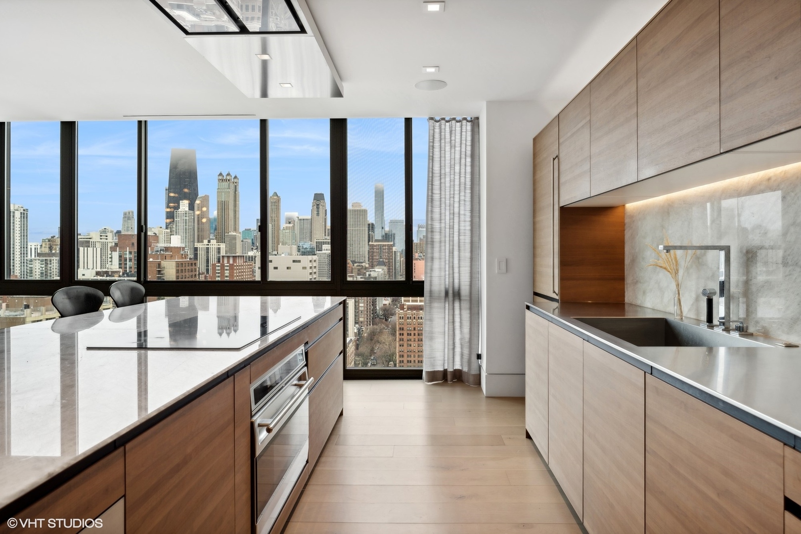 1530 N Dearborn Parkway Unit: 26S