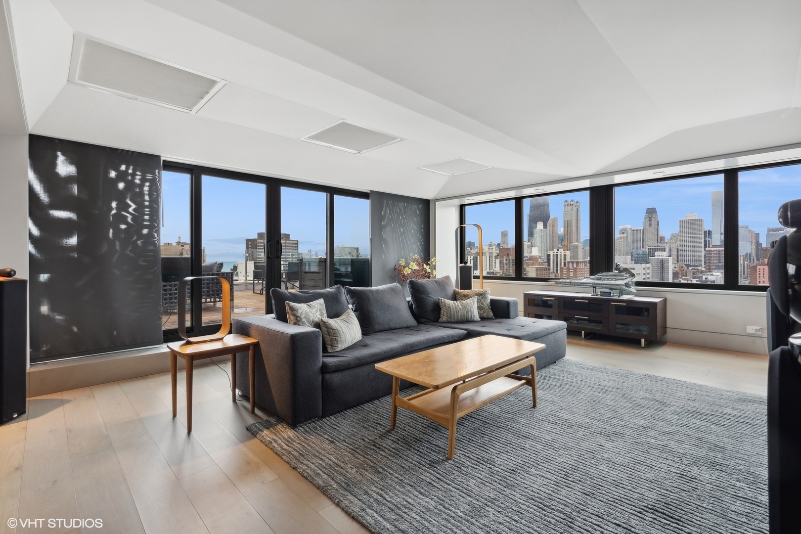 1530 N Dearborn Parkway Unit: 26S