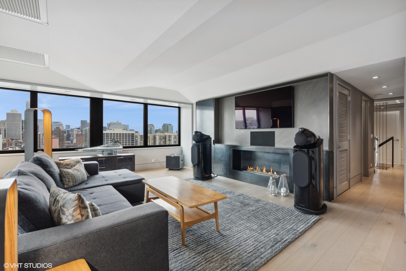 1530 N Dearborn Parkway Unit: 26S