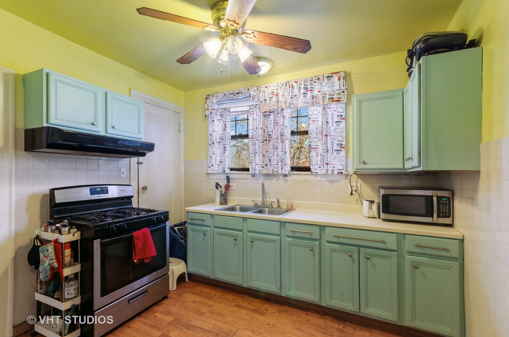 9601 S Carpenter Street