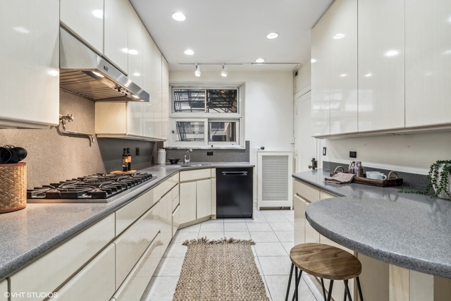 3500 N Lake Shore Drive Unit: 9C