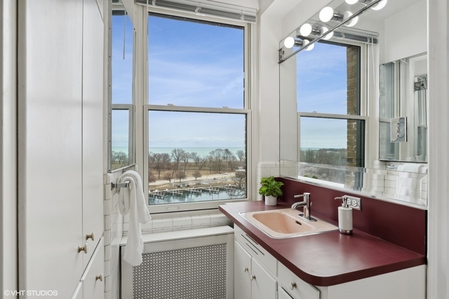 3500 N Lake Shore Drive Unit: 9C