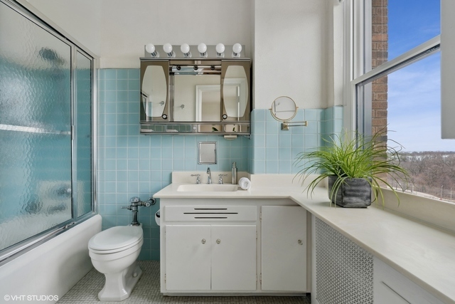 3500 N Lake Shore Drive Unit: 9C