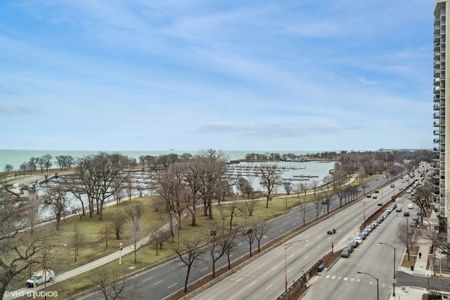 3500 N Lake Shore Drive Unit: 9C