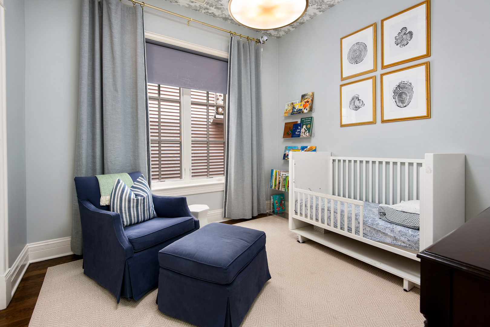 2625 N Seminary Street