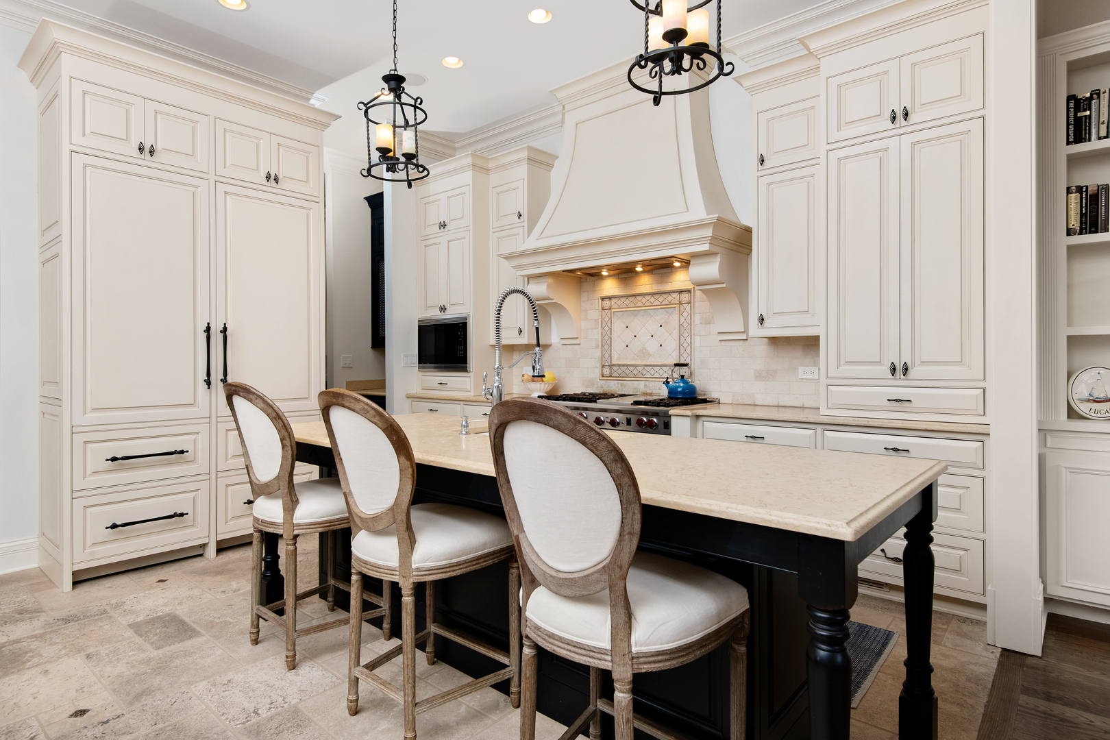 2625 N Seminary Street