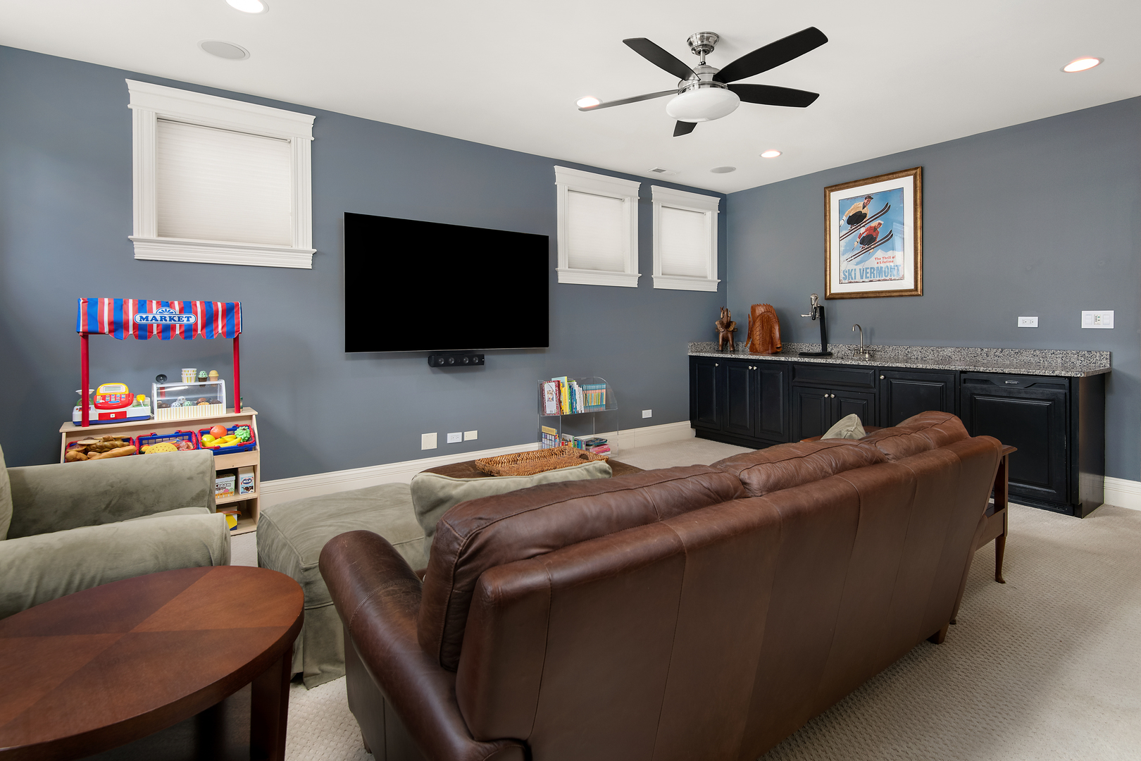 2625 N Seminary Street