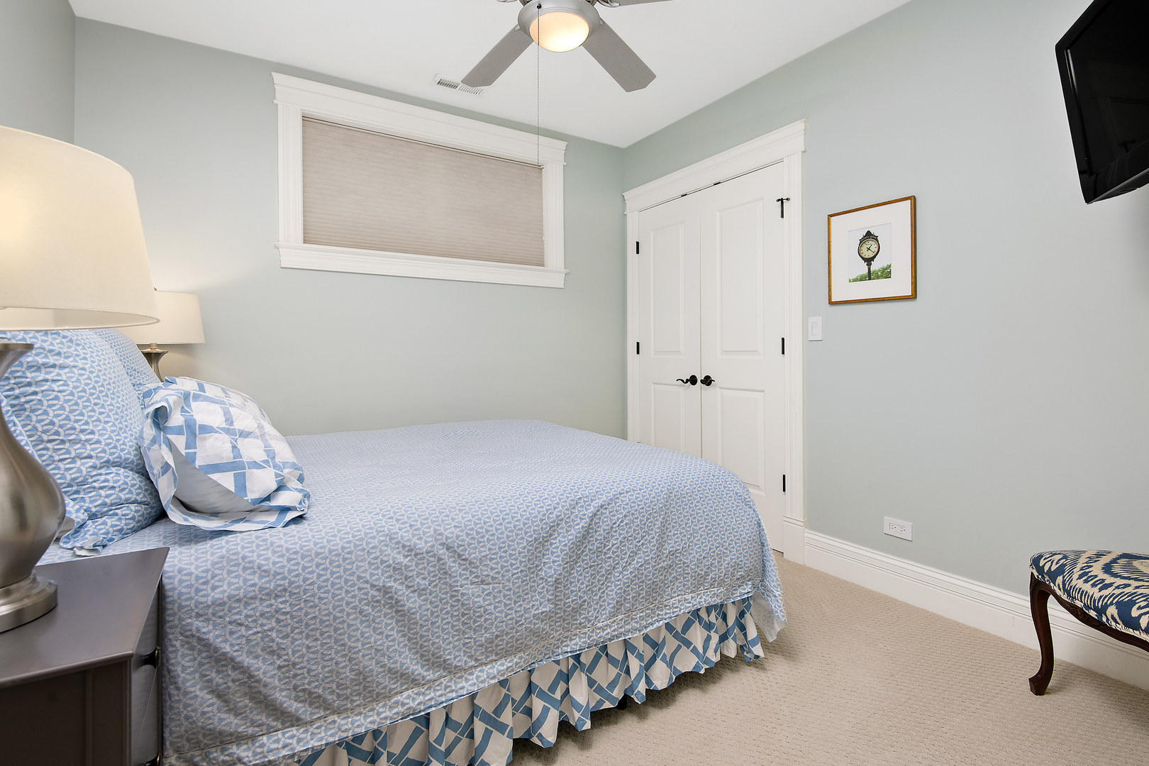 2625 N Seminary Street