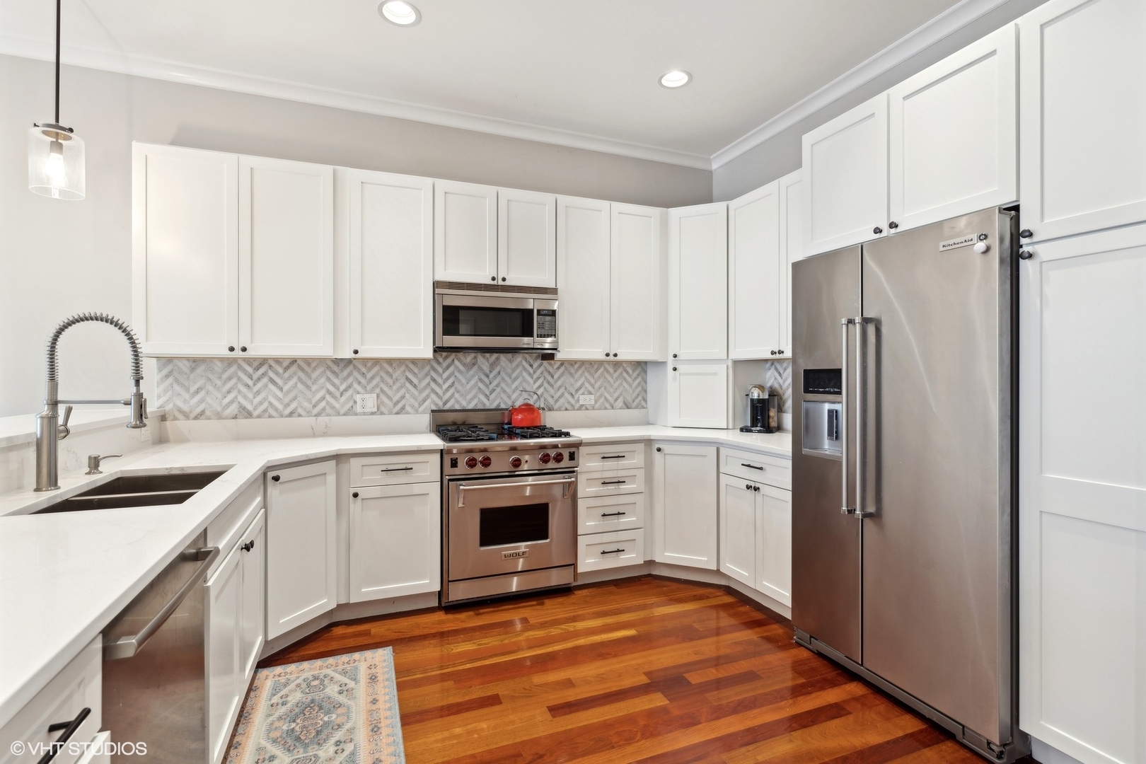 1340 W Belmont Avenue Unit: 2