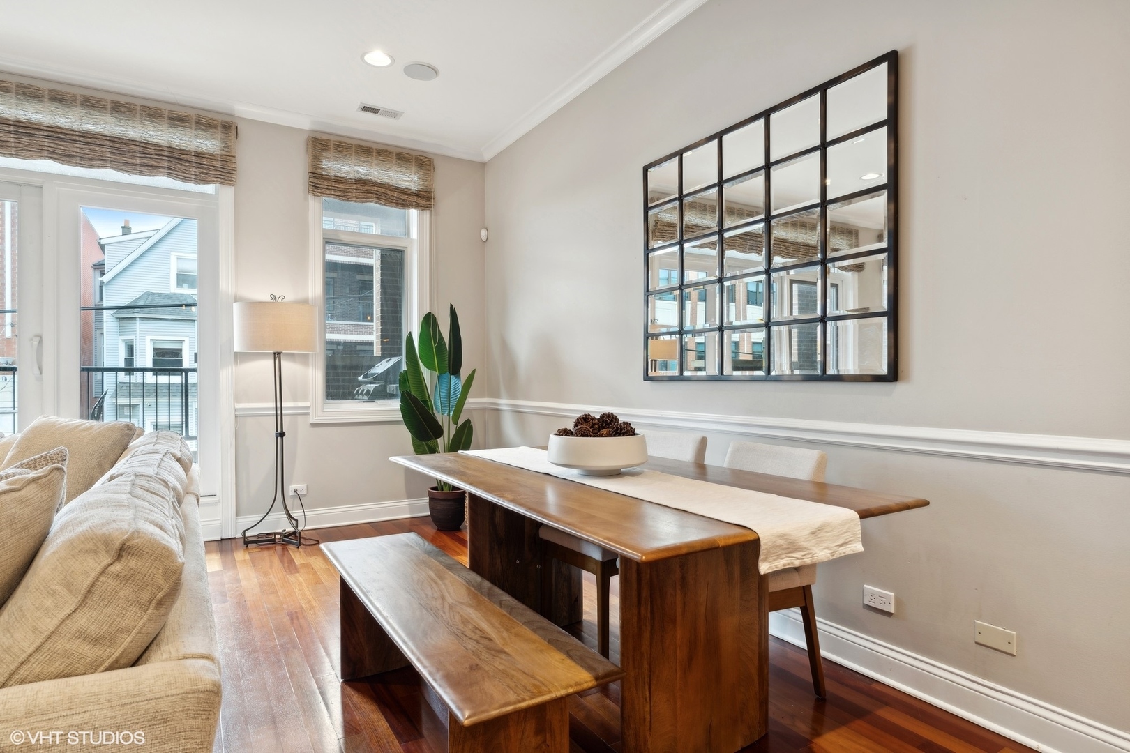 1340 W Belmont Avenue Unit: 2